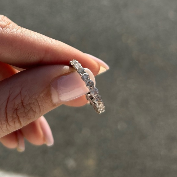 18k White Gold 2ct Diamond Infinity Band size 6.25 - Picture 1 of 6